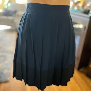 Escada Color Block Navy to Black Silk Pleated Skirt Size 34